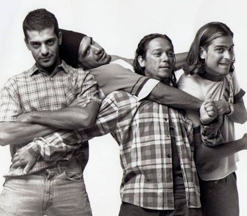 Shocklenders en escena