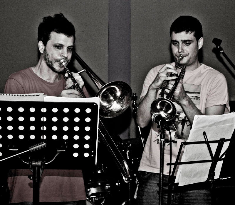 Shocklenders en escena