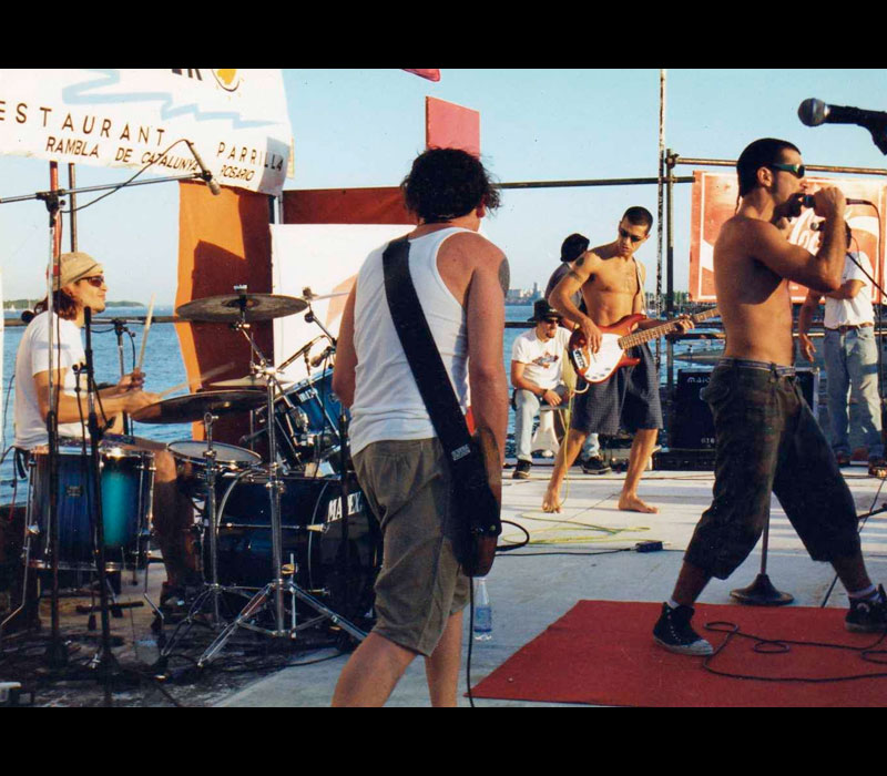 Shocklenders en escena